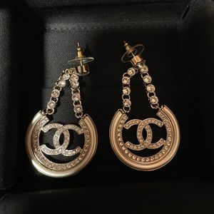 Stunning / rare chanel earrings